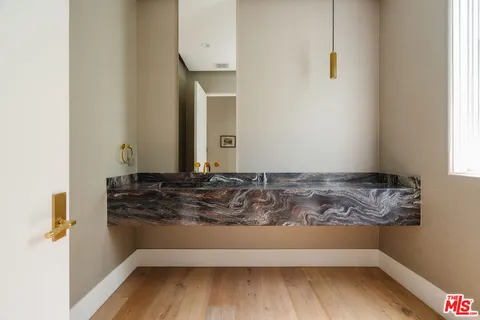 $3,699,000 | 6721 Drexel Avenue, Los Angeles, CA 90048