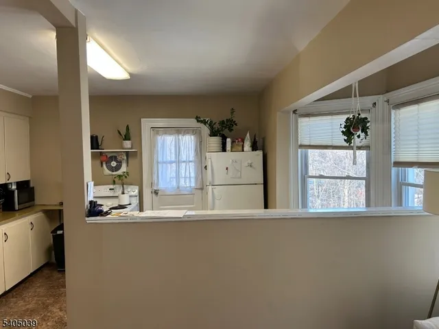 $1,700 | 77 Western Avenue, Morristown, NJ 07960