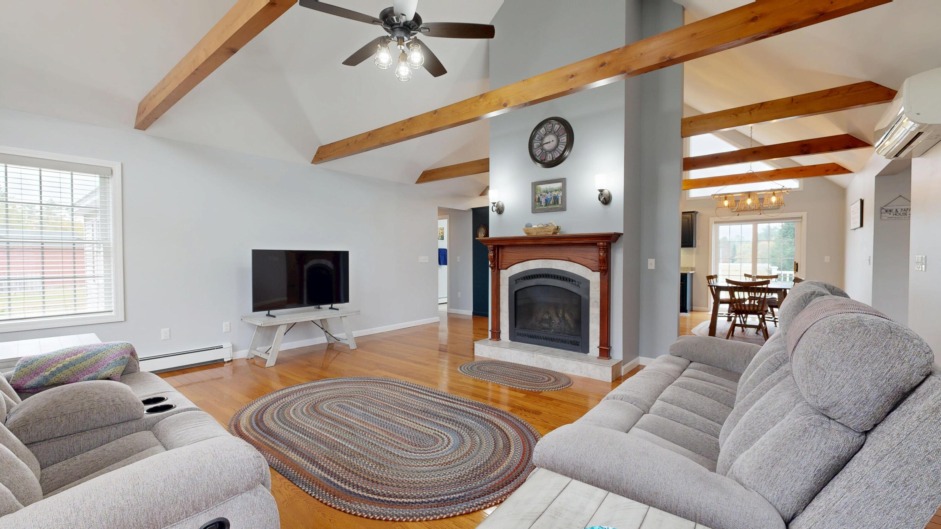 10 Hackett Mills Road Poland, ME 04274 - Photo 23 of 94 Living Room