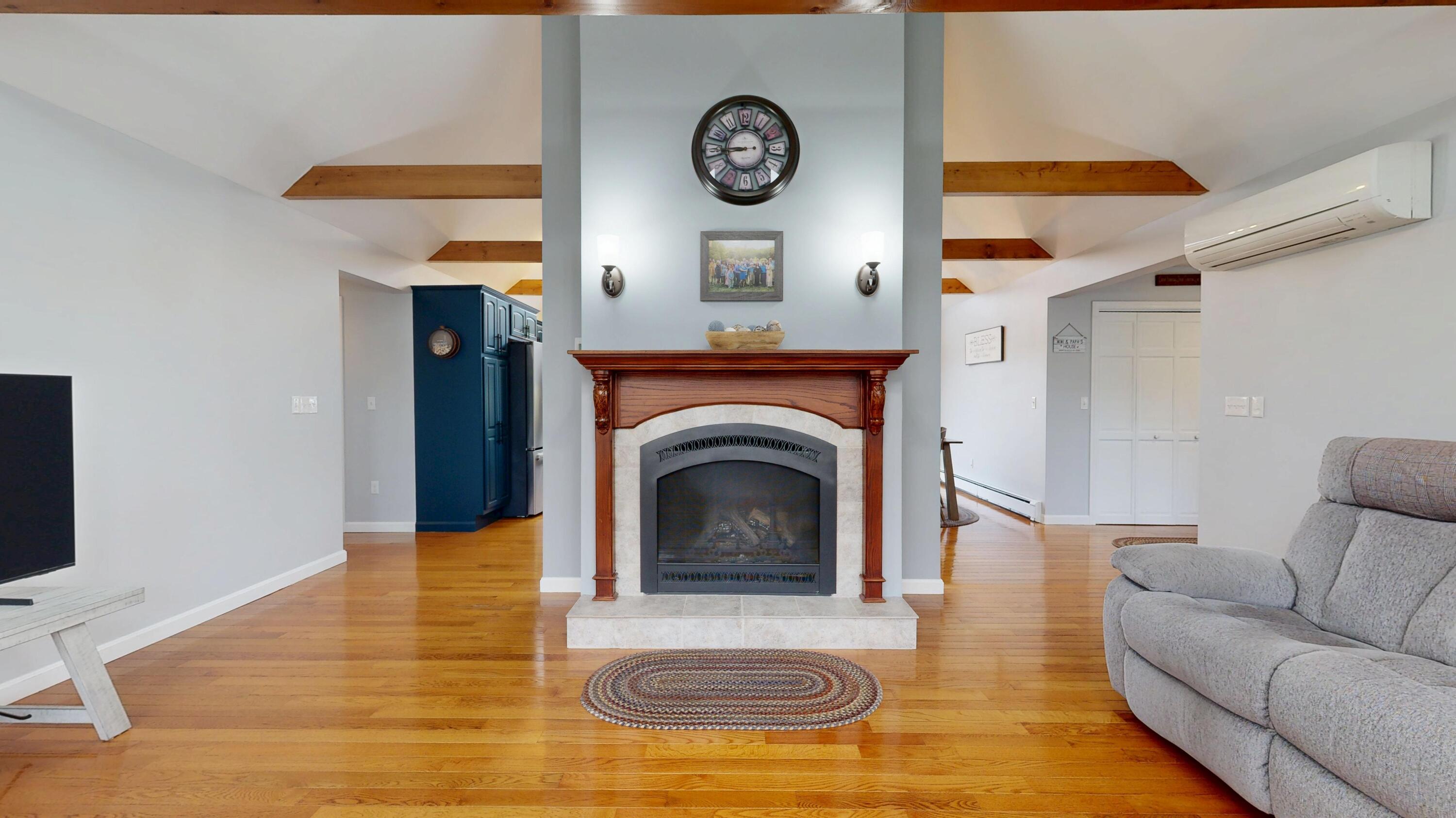 10 Hackett Mills Road Poland, ME 04274 - Photo 24 of 94 Living Room