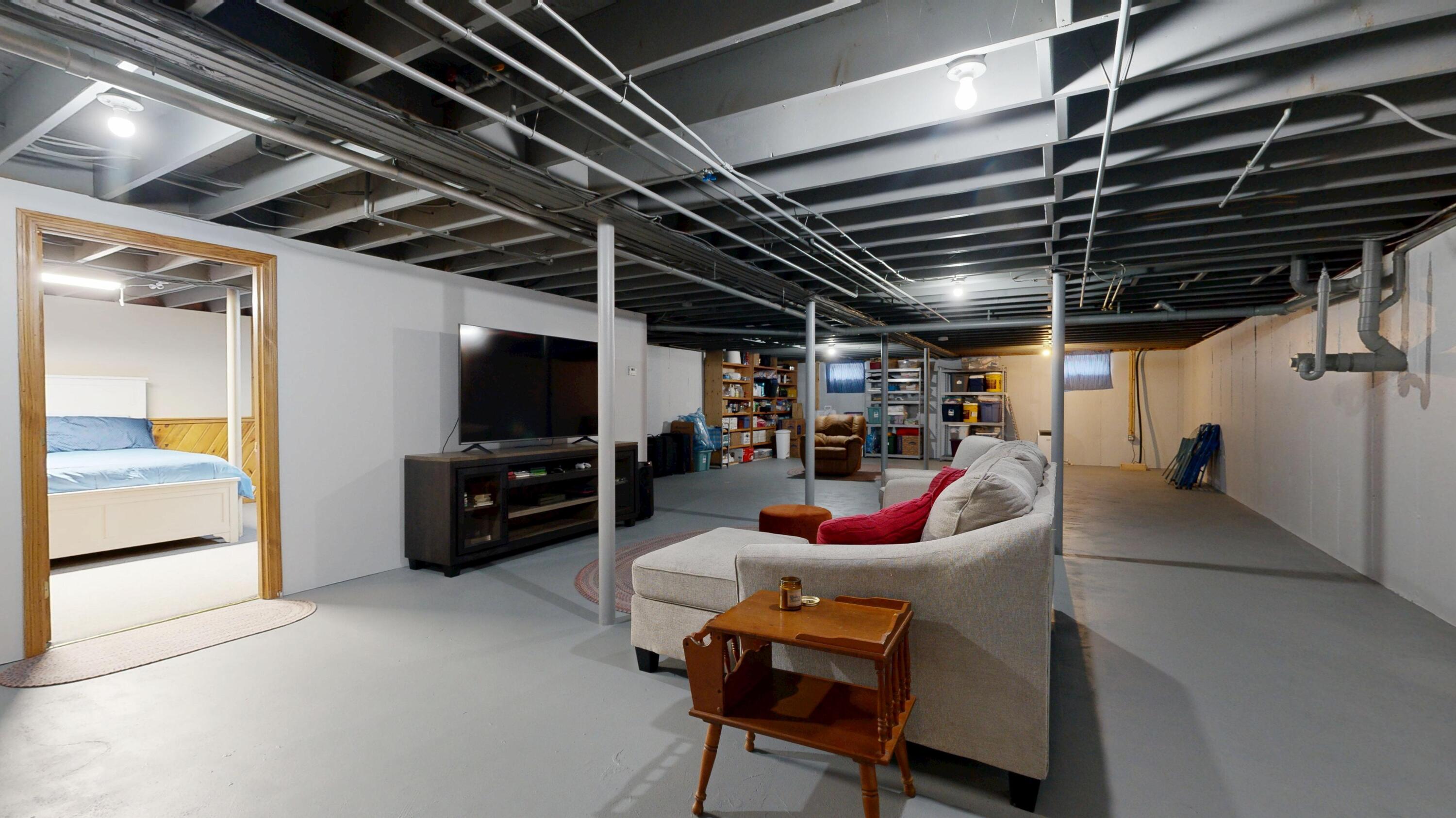 10 Hackett Mills Road Poland, ME 04274 - Photo 55 of 94 Family room