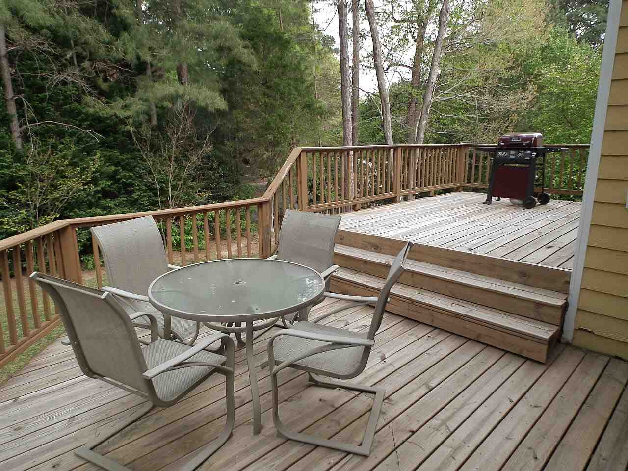 7016 Edgeview Court Raleigh, NC 27613 - Photo 20 of 25 Photo 20
