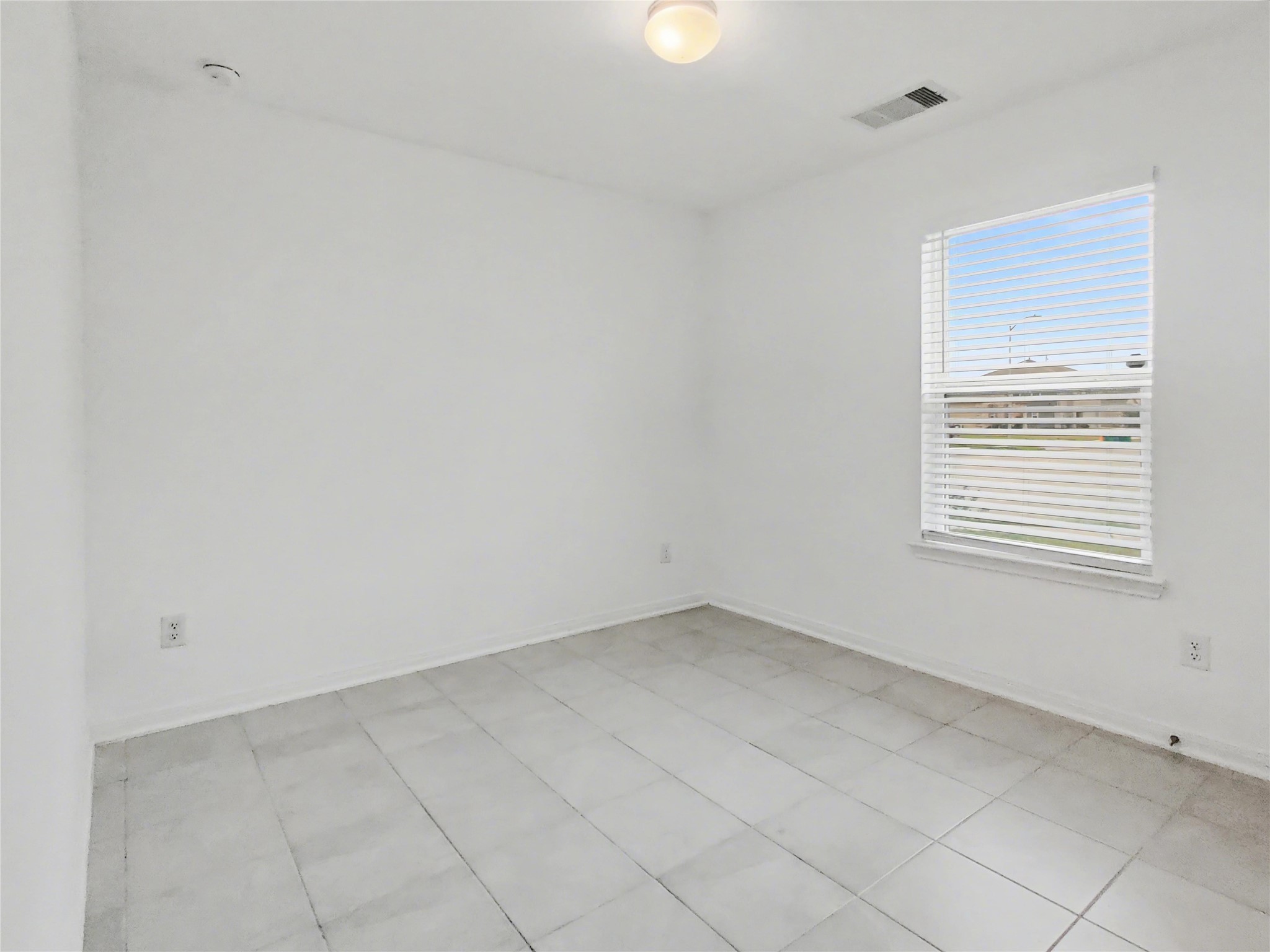 1310 Cardinal Trail La Marque, TX 77568 - Photo 12 of 15