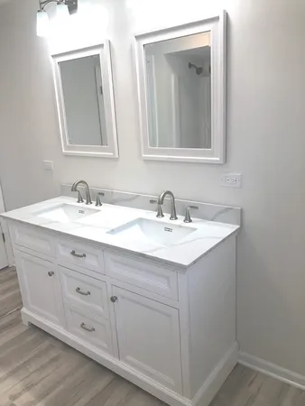 $417,000 | 15118 Hillside Avenue, Oak Forest, IL 60452