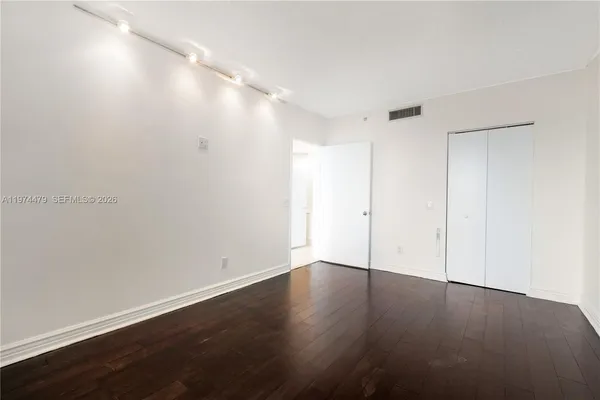 $4,800 | The Point at the Waterways, Aventura, FL 33180