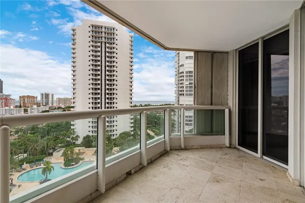 $4,800 | The Point at the Waterways, Aventura, FL 33180