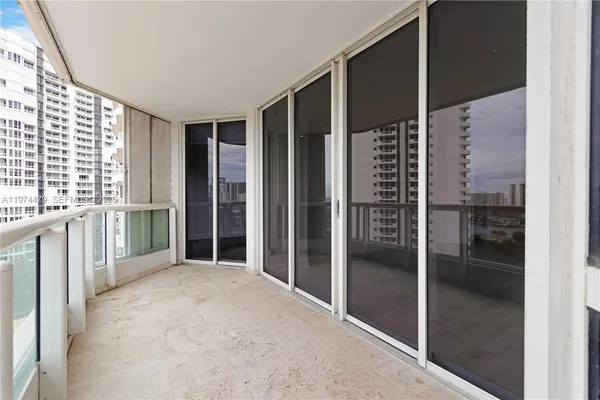 $4,800 | The Point at the Waterways, Aventura, FL 33180