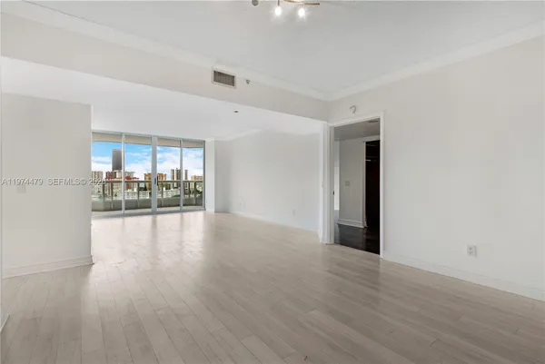 $4,800 | The Point at the Waterways, Aventura, FL 33180