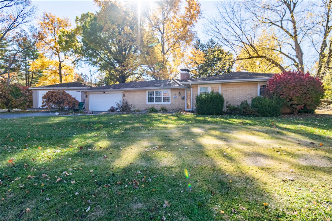 1487 West Glenn Drive Decatur, IL 62526 - Photo 14 of 20