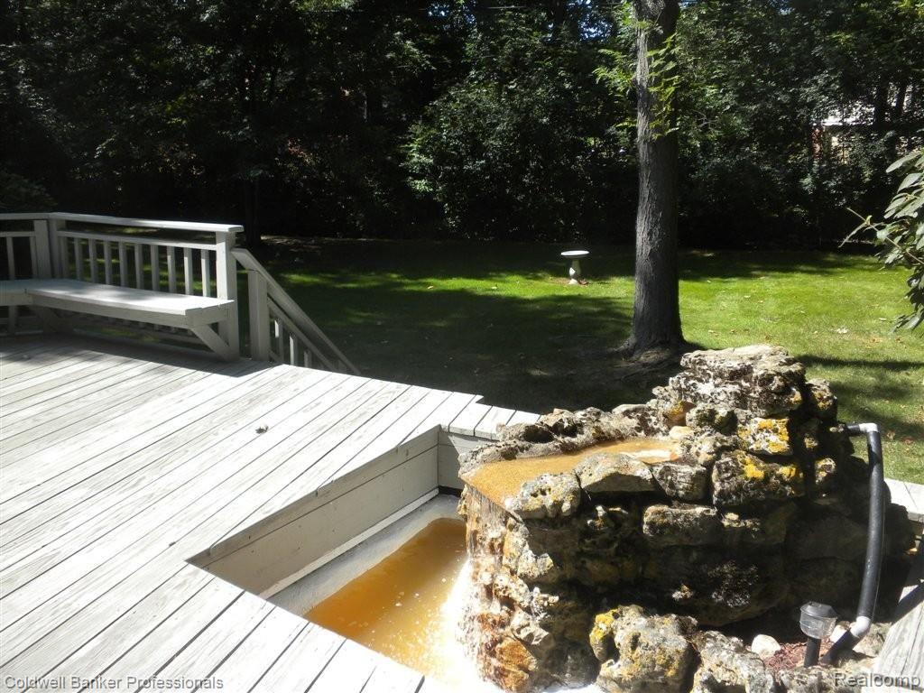 5210 Echo Road Bloomfield Hills, MI 48302 - Photo 17 of 30 DSCN5478.JPG