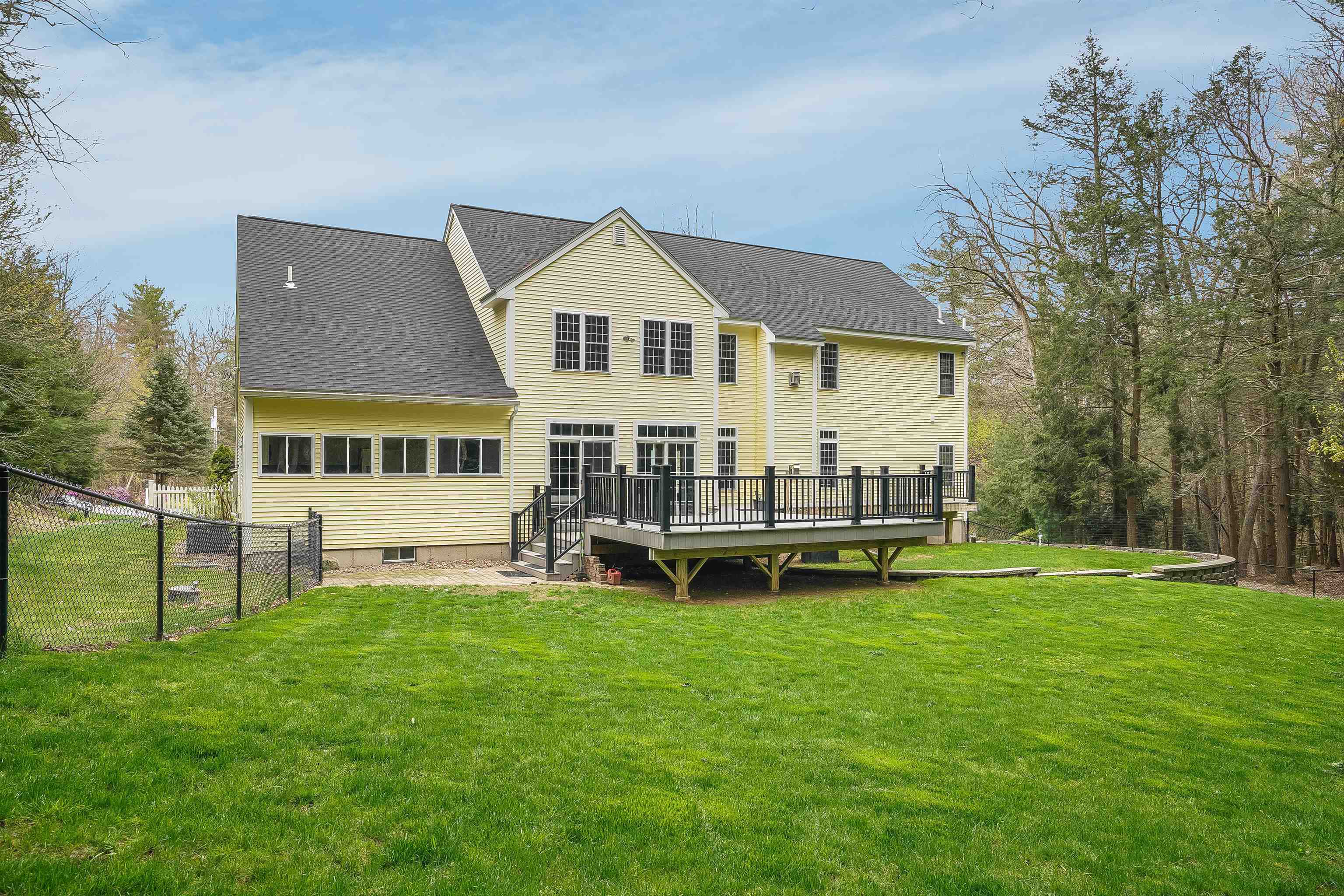 19 Craine Road Hampstead, NH 03826 - Photo 26 of 38