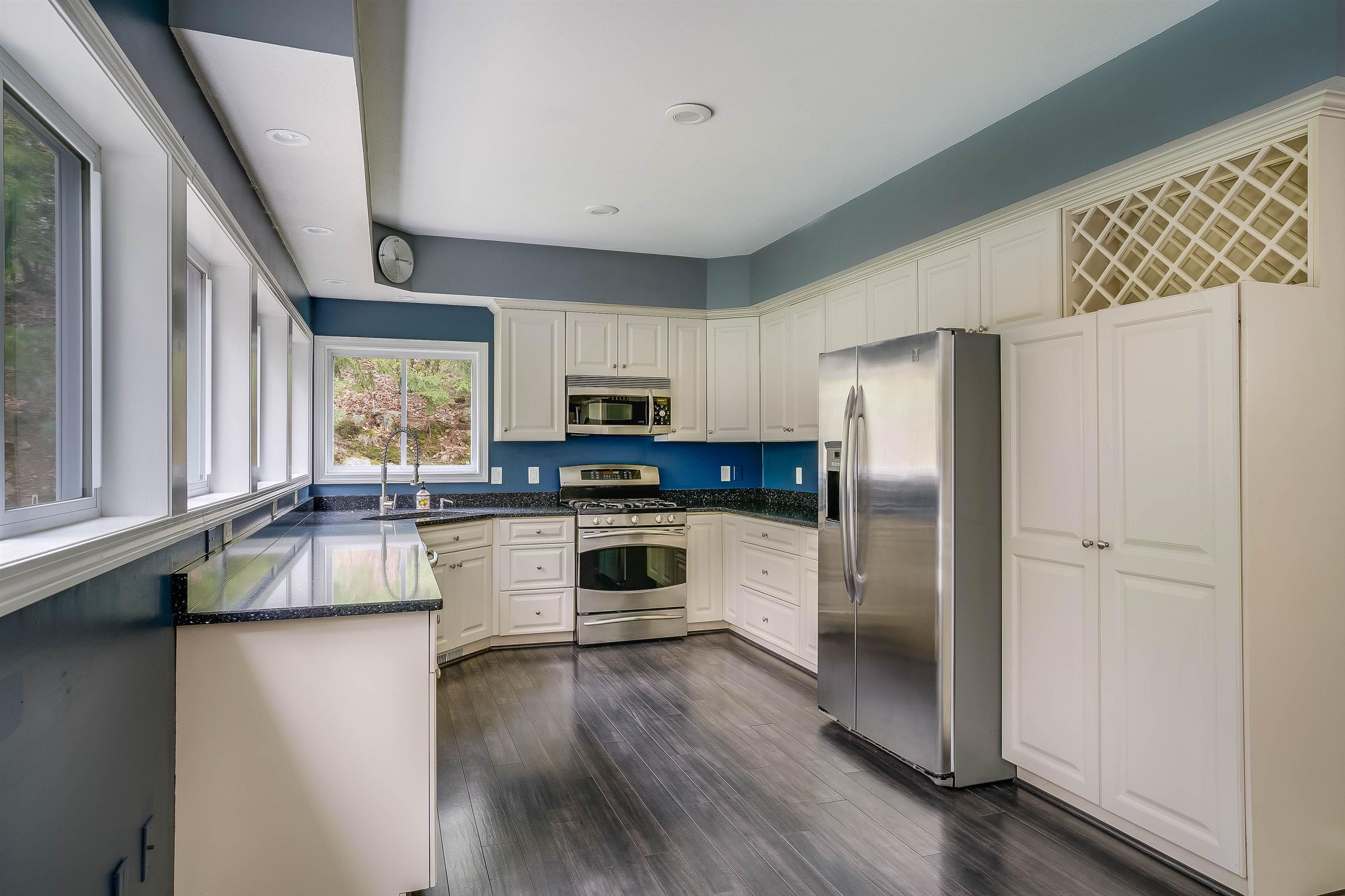 19 Craine Road Hampstead, NH 03826 - Photo 4 of 38