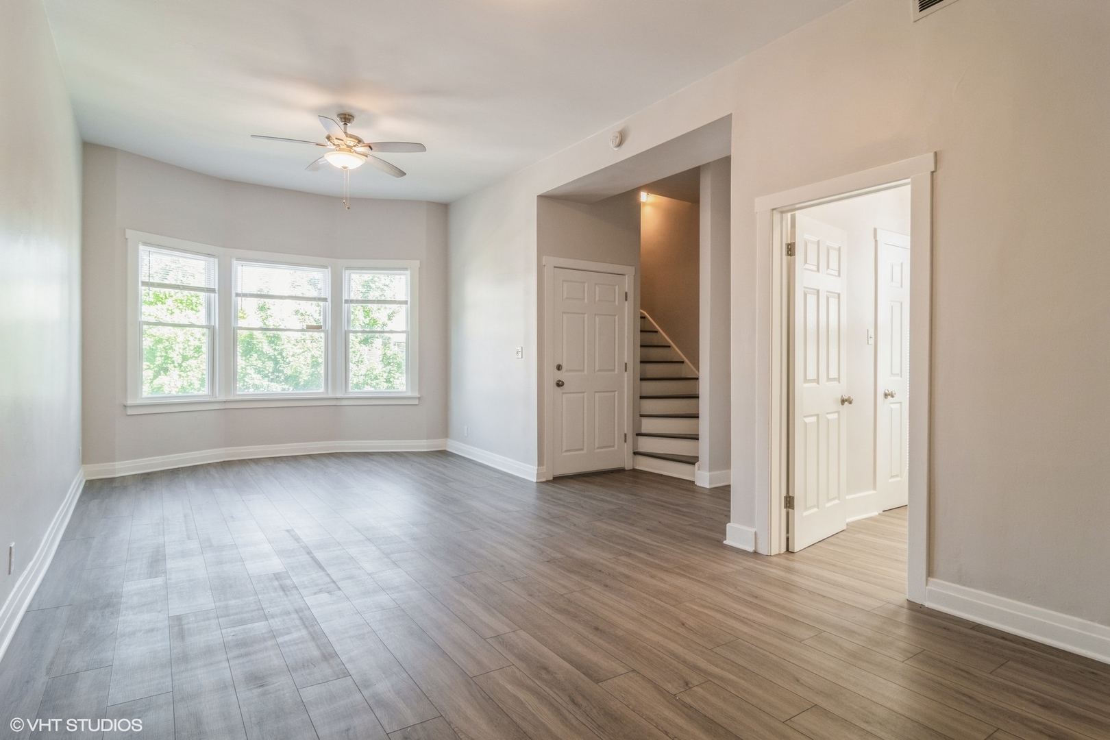 2909 North Ridgeway Avenue Chicago, IL 60618 - Photo 16 of 46