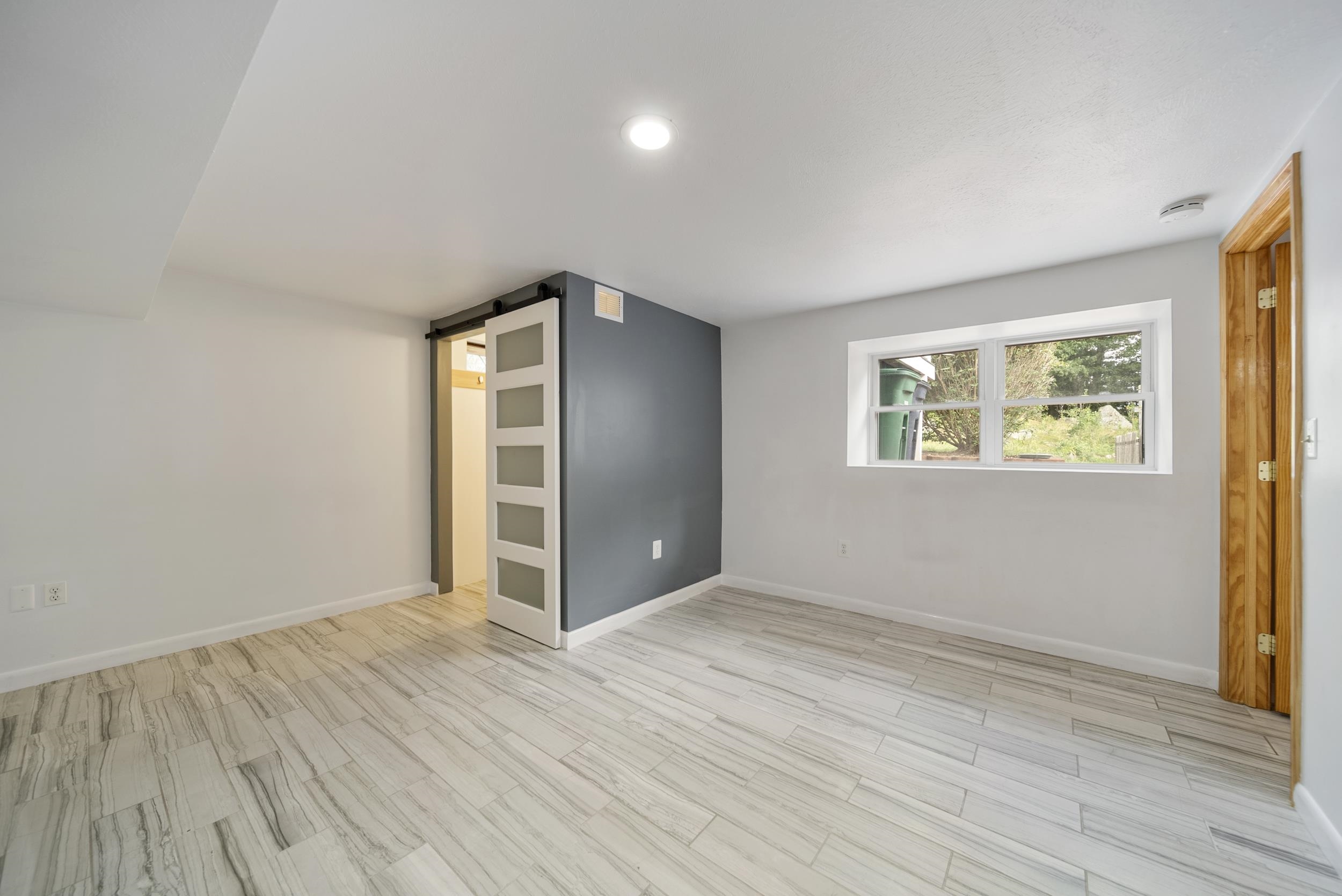 24 Gosselin Road Nashua, NH 03062 - Photo 17 of 40 Gallery Image 17