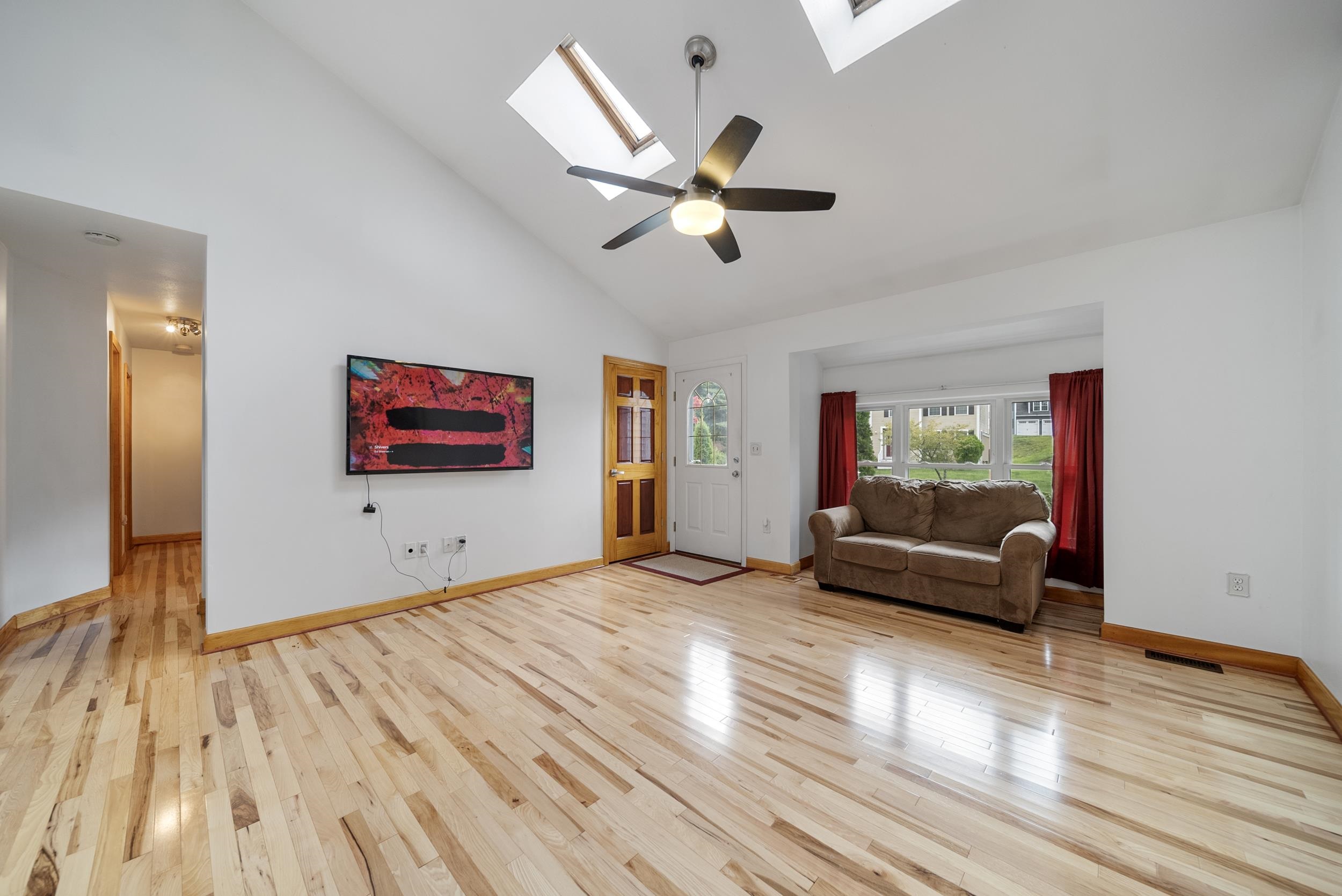 24 Gosselin Road Nashua, NH 03062 - Photo 35 of 40 Gallery Image 35