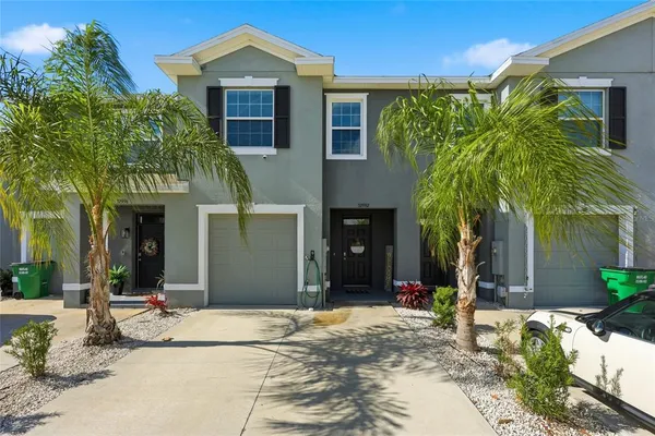 $2,200 | 32992 Major Oak Drive, Wesley Chapel, FL 33545