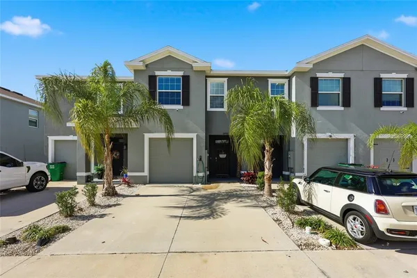 $2,200 | 32992 Major Oak Drive, Wesley Chapel, FL 33545