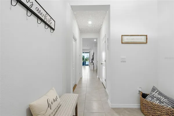 $2,200 | 32992 Major Oak Drive, Wesley Chapel, FL 33545