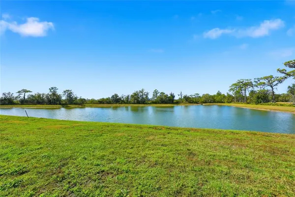 $2,200 | 32992 Major Oak Drive, Wesley Chapel, FL 33545