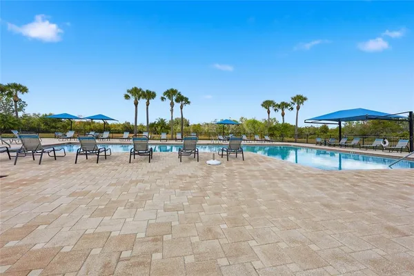 $2,200 | 32992 Major Oak Drive, Wesley Chapel, FL 33545