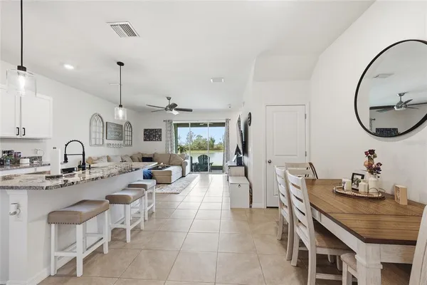 $2,200 | 32992 Major Oak Drive, Wesley Chapel, FL 33545