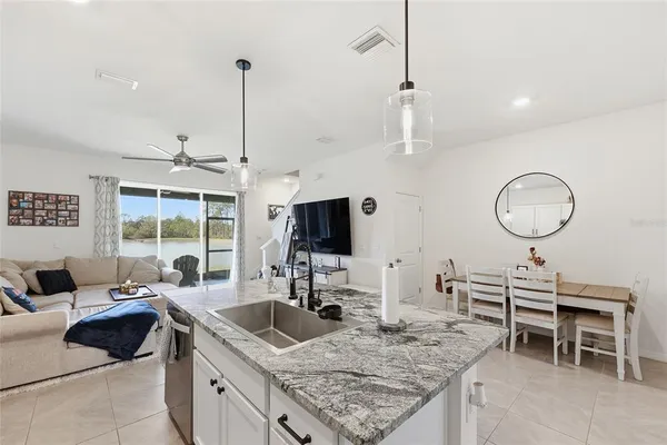 $2,200 | 32992 Major Oak Drive, Wesley Chapel, FL 33545