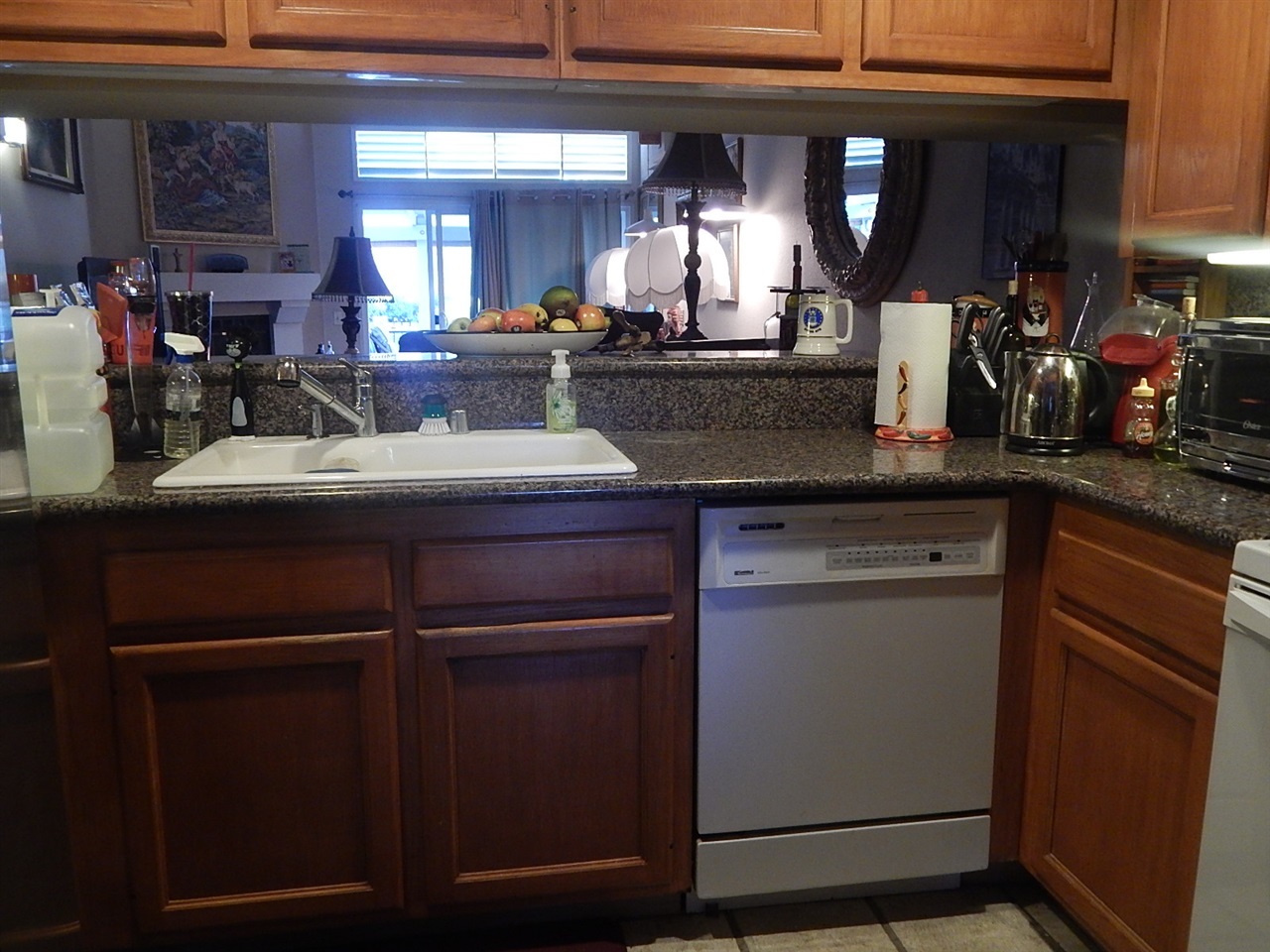 8973 Circle R View Lane Escondido, CA 92026 - Photo 11 of 15