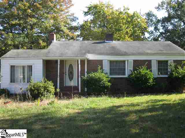 205 Crestfield Road Greenville, SC 29605 - Photo 1 of 12 Gallery Image 1