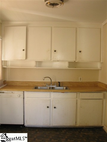 205 Crestfield Road Greenville, SC 29605 - Photo 5 of 12 Gallery Image 5
