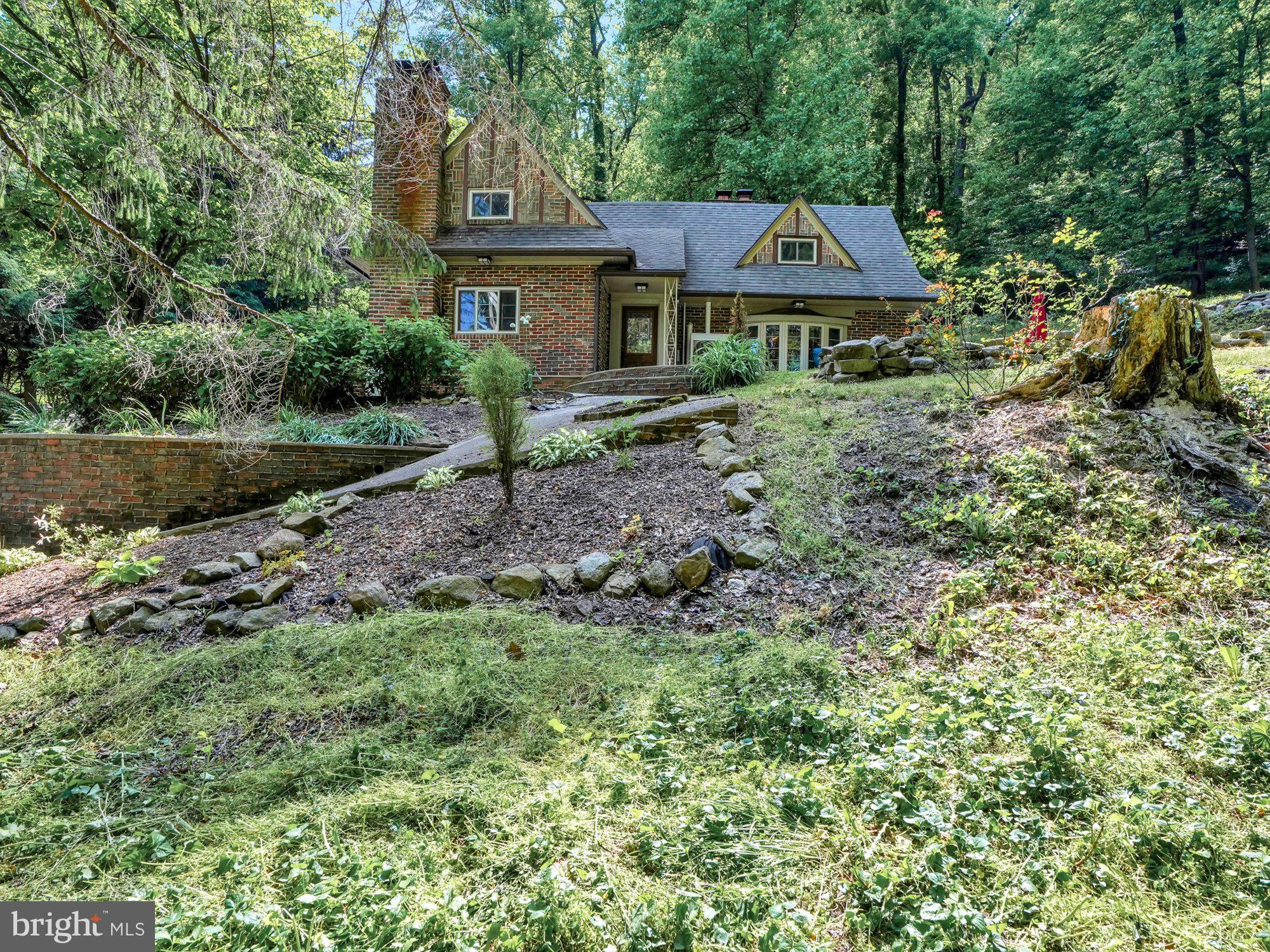 663 Point Road Wernersville, PA 19565 - Photo 3 of 31 Gallery Image 3