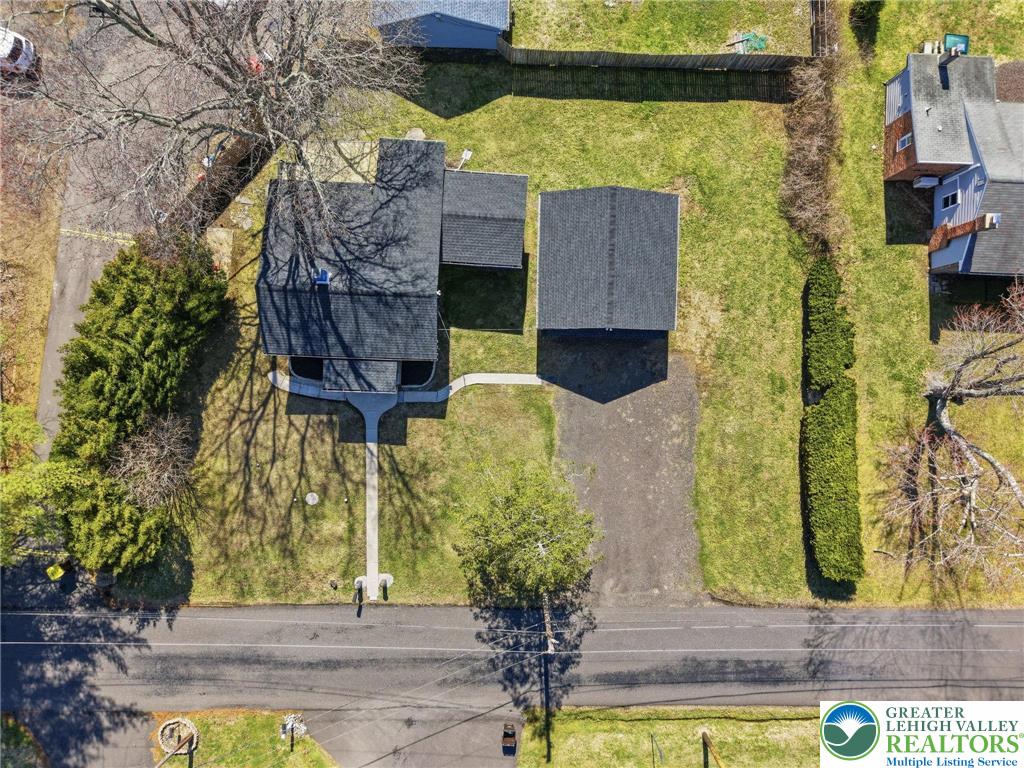 292 Walter Road Chalfont, PA 18914 - Photo 34 of 35 a house view with swimming pool