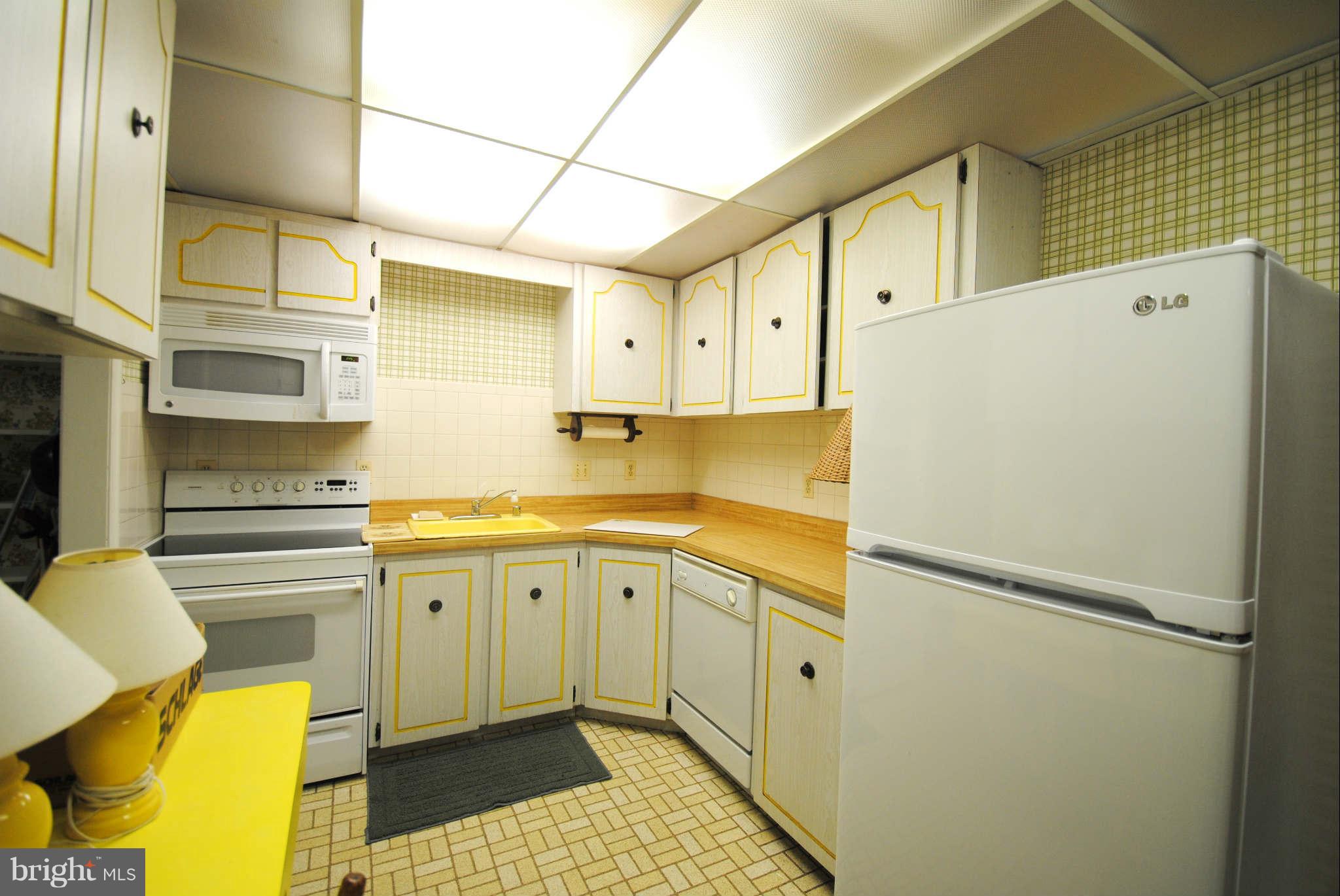 2120 Johns Hopkins Road Crofton, MD 21114 - Photo 28 of 30 Kitchen