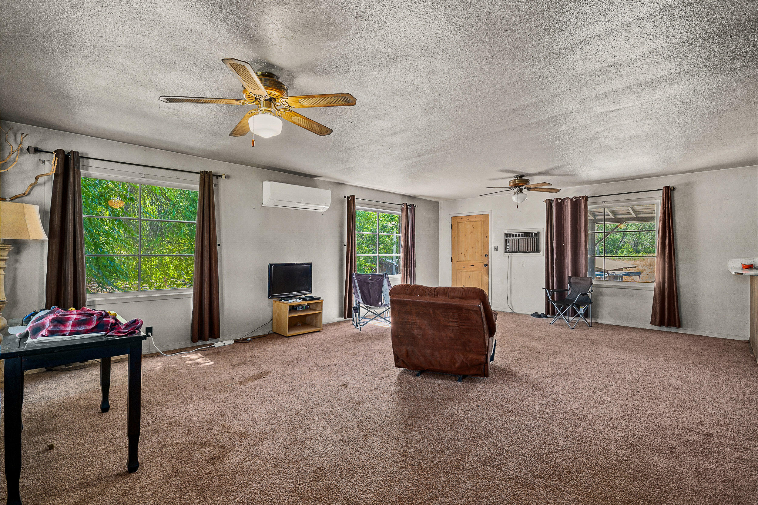 111 Loper Lane Trail, OR 97541 - Photo 16 of 51 08