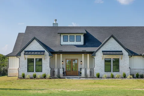 $915,000 | 10343 Sunny Mdw Drive, Chappell Hill, TX 77426