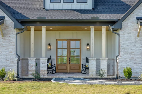 $915,000 | 10343 Sunny Mdw Drive, Chappell Hill, TX 77426