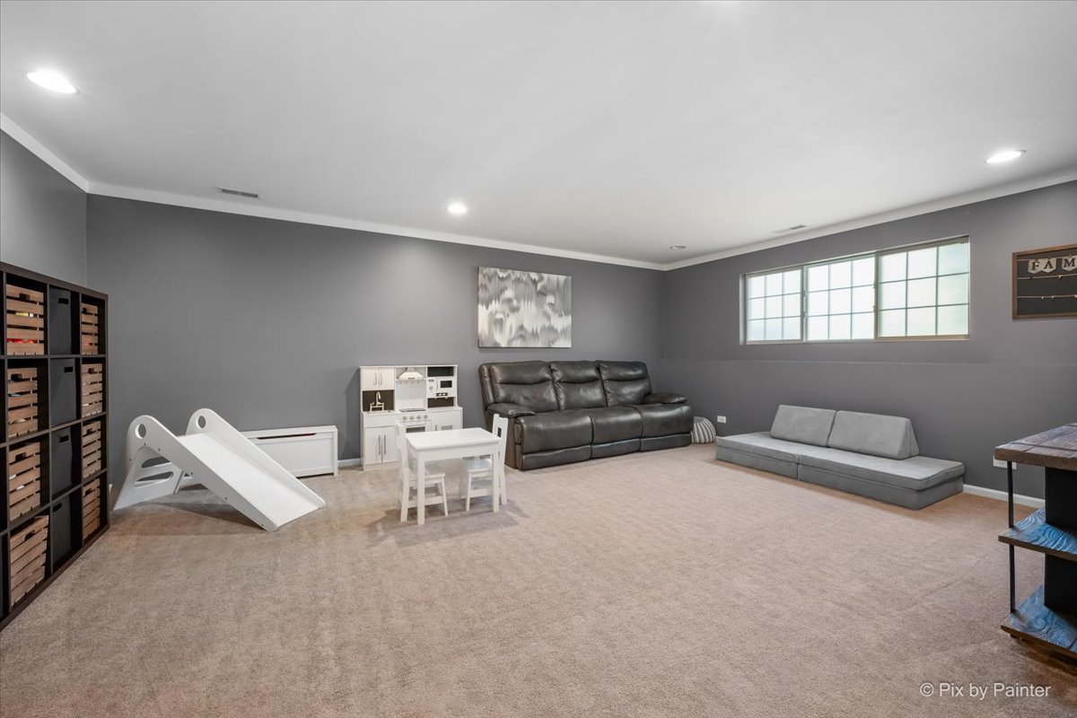 272 Bennett Drive Carol Stream, IL 60188 - Photo 34 of 46