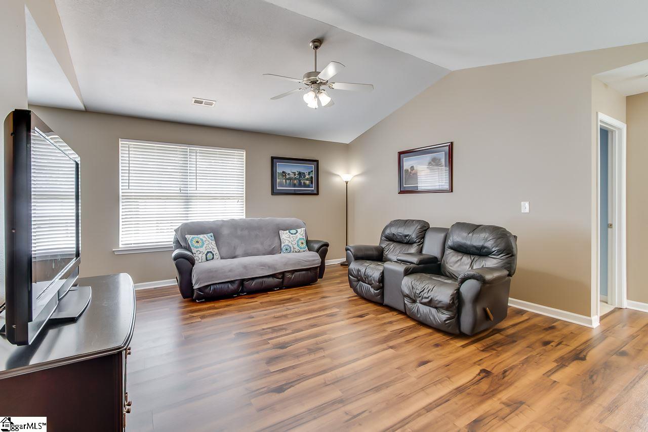 211 Turkey Trot Road Williamston, SC 29697 - Photo 5 of 30
