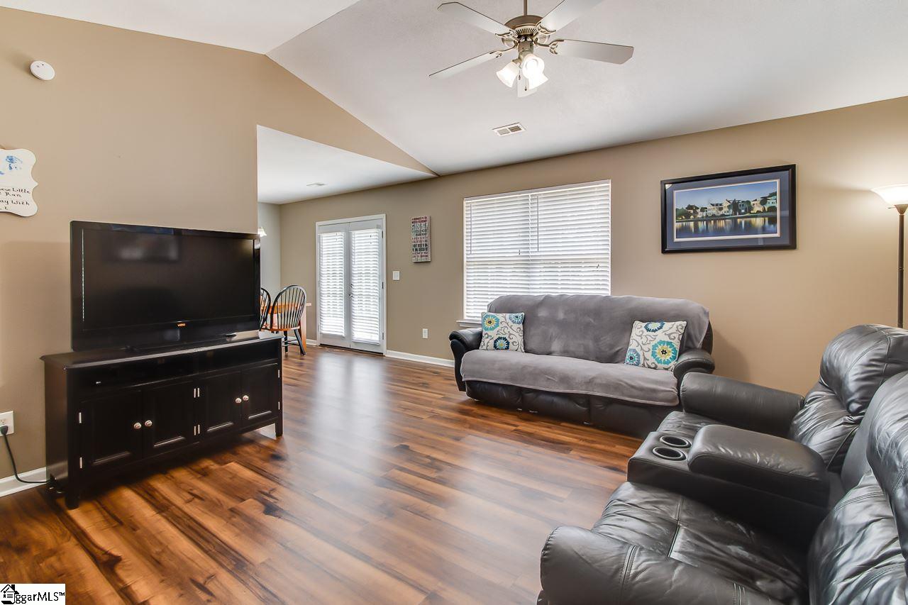 211 Turkey Trot Road Williamston, SC 29697 - Photo 8 of 30