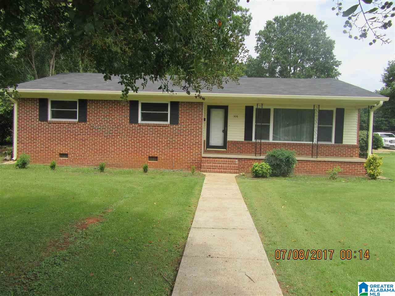 306 Cedar Street Talladega, AL 35160 - Photo 2 of 39