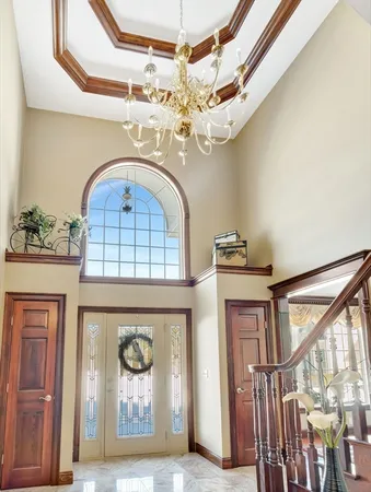 a view of entryway with a front door
