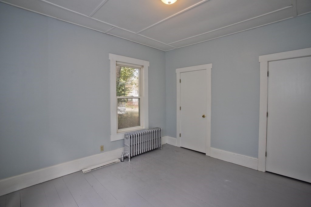 95 School Street Warren, MA 01083 - Photo 21 of 41 an empty room with windows