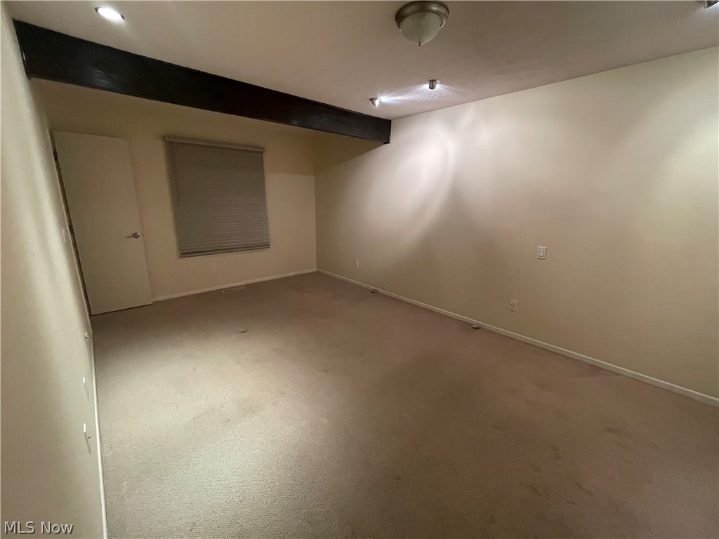215 Solon Road, Unit 215B Chagrin Falls, OH 44022 - Photo 9 of 15 Gallery Image 9