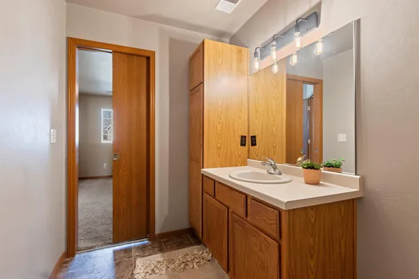 $514,900 | 118 East River Drive, De Pere, WI 54115