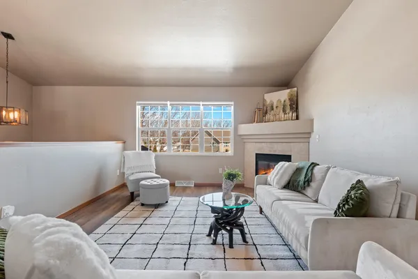 $514,900 | 118 East River Drive, De Pere, WI 54115