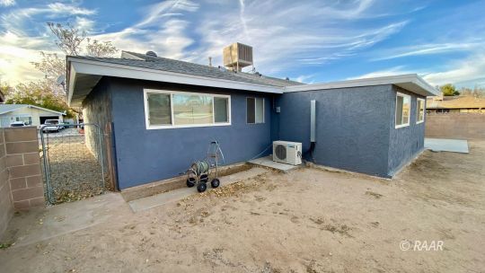 328 Mari Court Ridgecrest, CA 93555 - Photo 24 of 26 a view of backyard of the house