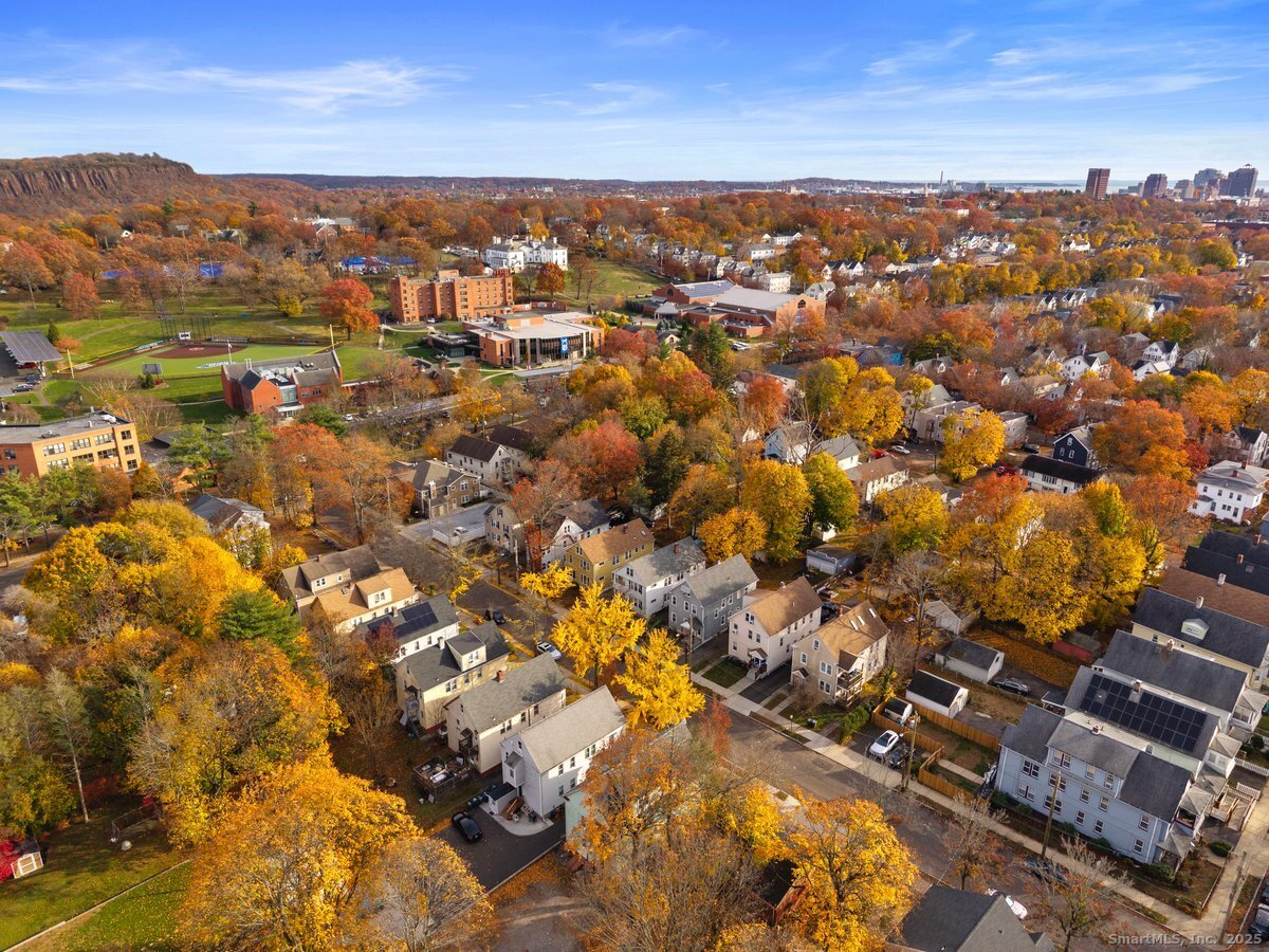 39 Lander Street New Haven, CT 06511 - Photo 13 of 13