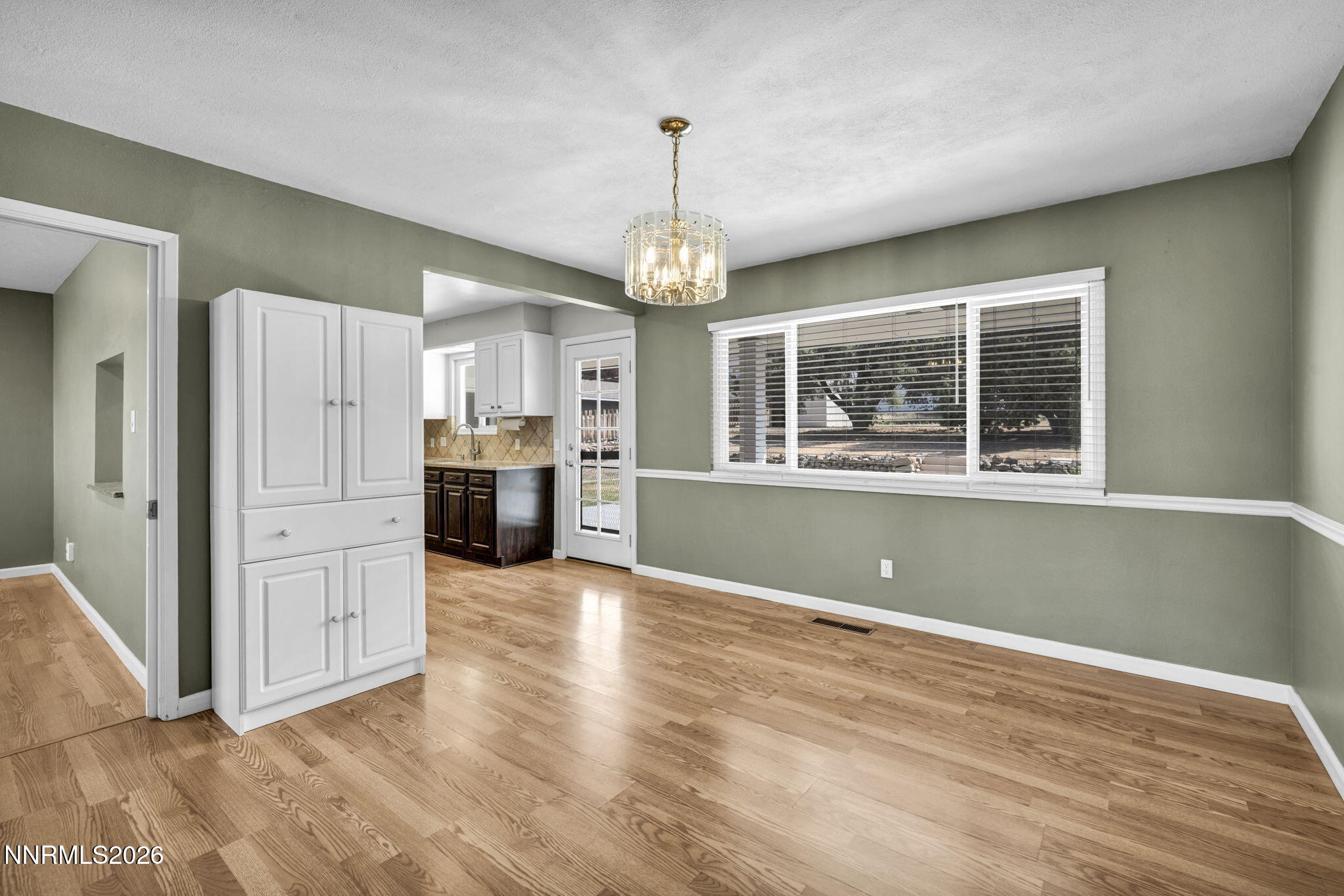 14190 Rim Rock Drive Reno, NV 89521 - Photo 18 of 68 58-web-or-mls-14190-rim-rock-dr