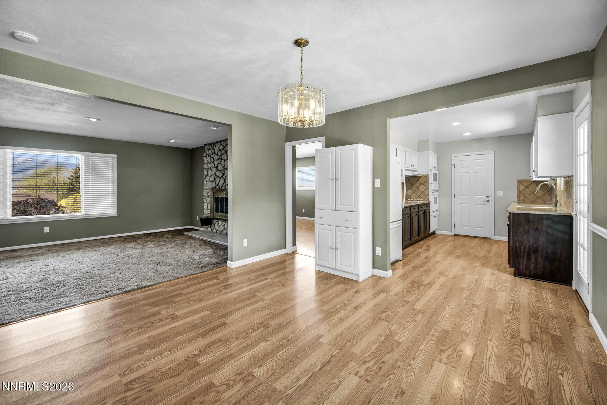 14190 Rim Rock Drive Reno, NV 89521 - Photo 19 of 68 59-web-or-mls-14190-rim-rock-dr