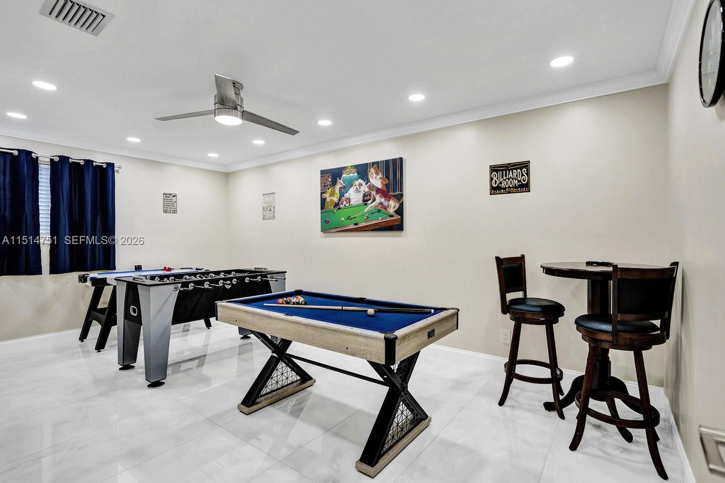 5500 Cleveland Street Hollywood, FL 33021 - Photo 26 of 45 a view of a room with gym equipment