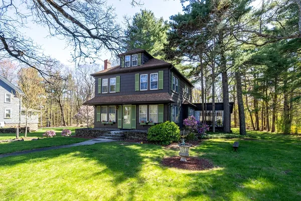 $550,000 | 846 Massachusetts Avenue, Lunenburg, MA 01462